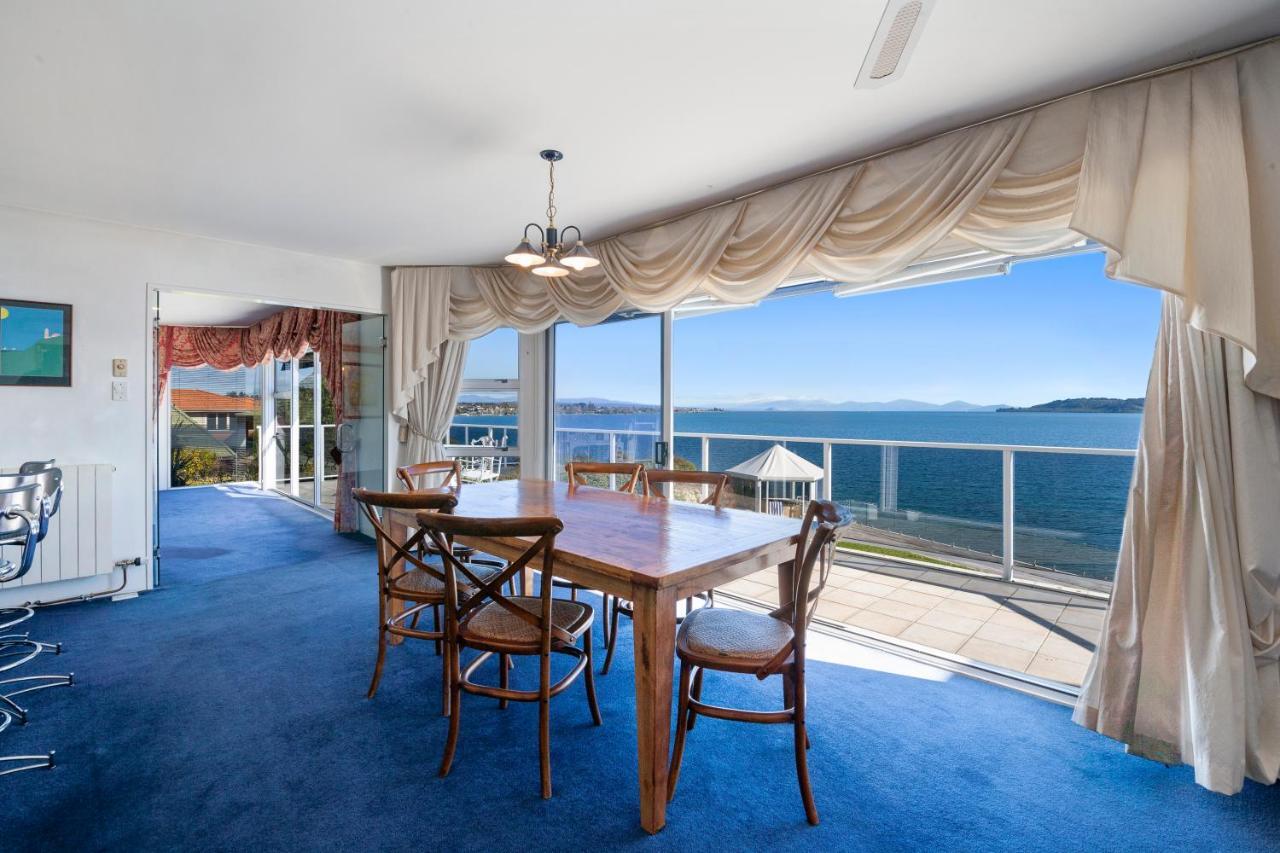Spectacular Lakefront Home Τούπο Εξωτερικό φωτογραφία