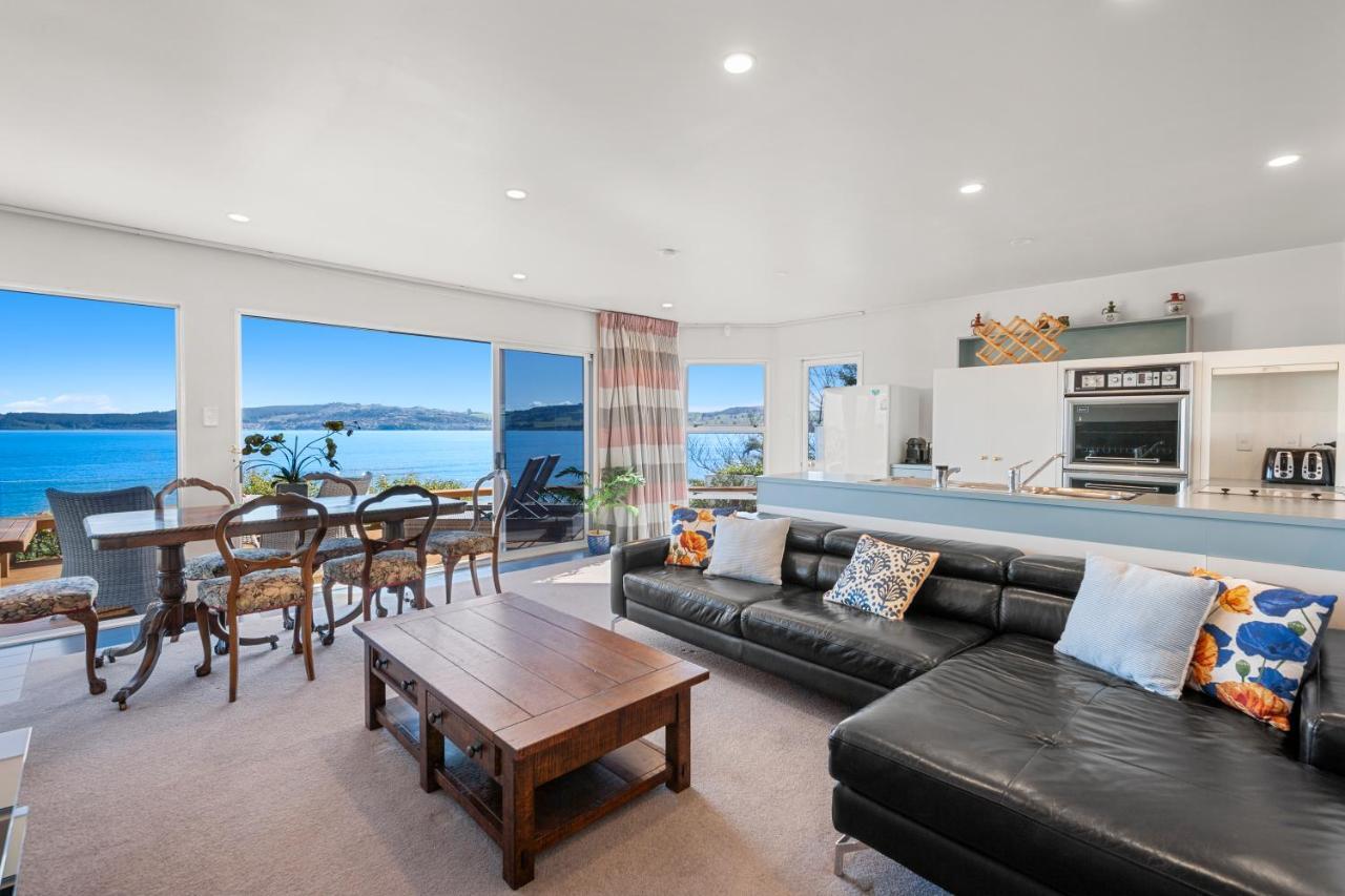 Spectacular Lakefront Home Τούπο Εξωτερικό φωτογραφία